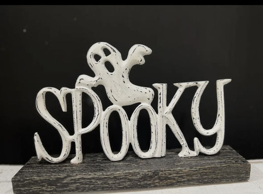 Spooky Ghost 9.5x7