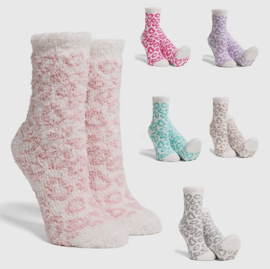Leopard Mini Crew Fuzzy Winter Socks