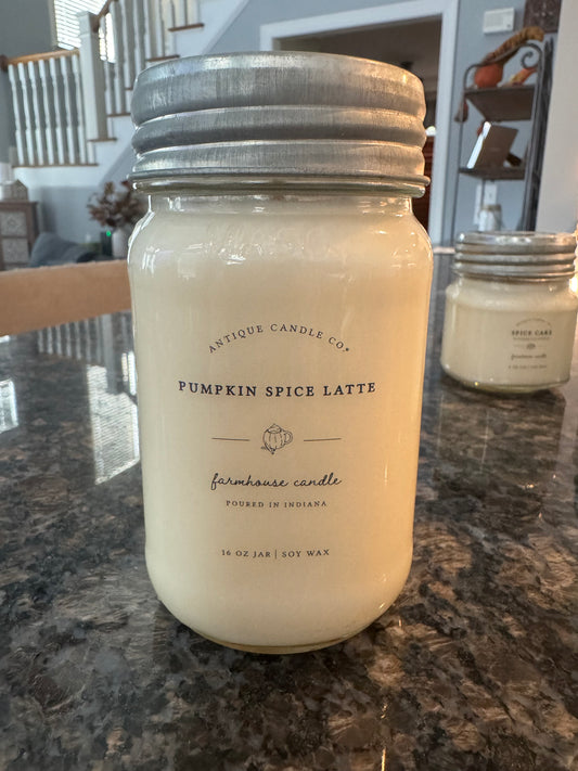 Antique Candle Company Pumpkin Spice Latte 16 oz